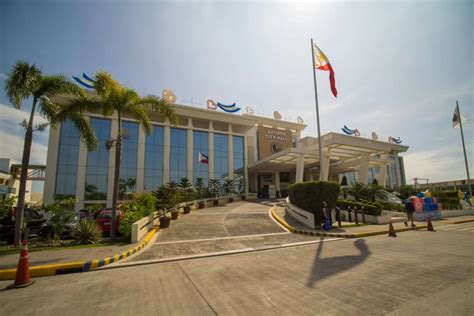 File:Bacoor City Hall (Molino Boulevard, Bacoor, Cavite; 09.